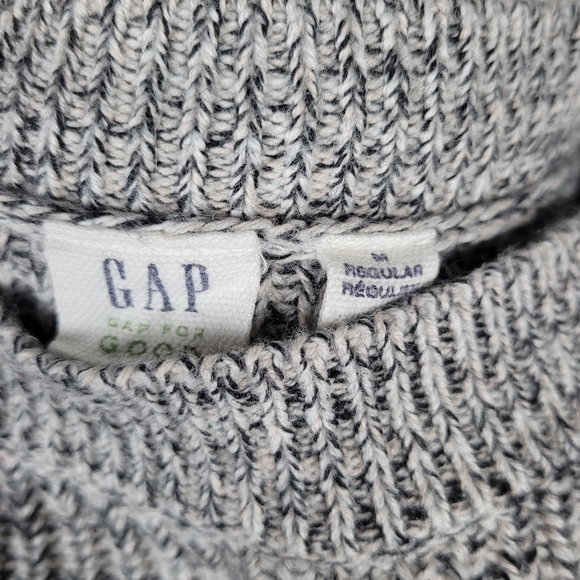 GAP Sweater Pullover Knit Grey Sz Medium - Picture 6 of 7